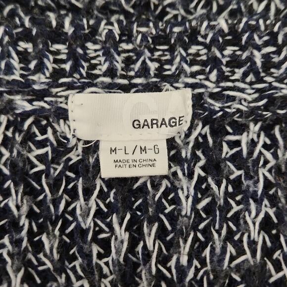 Garage Women's Wide Neck Long Sleeve Knit Blue & White Ambre Sweater Size M-L - Picture 6 of 9